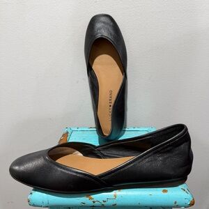 Lucky Brand Alba Skimmer Curved Topline Lightly Cushioned Size 7.5 Black Flat